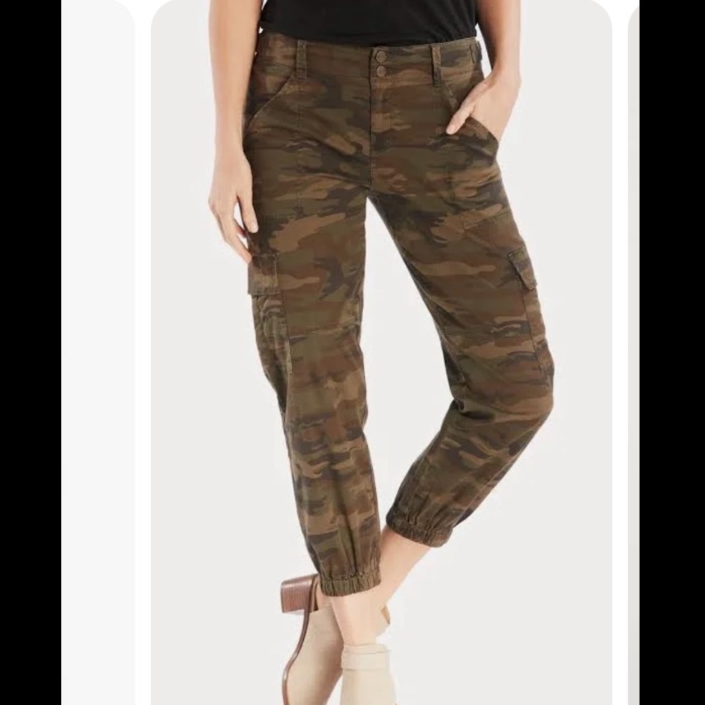 NWT Sanctuary Camouflage Terrain Pants 26